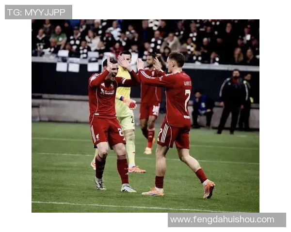 德甲球队交易大热,抢手引援市场火爆 德甲球队交易大热,抢手引援市场火爆